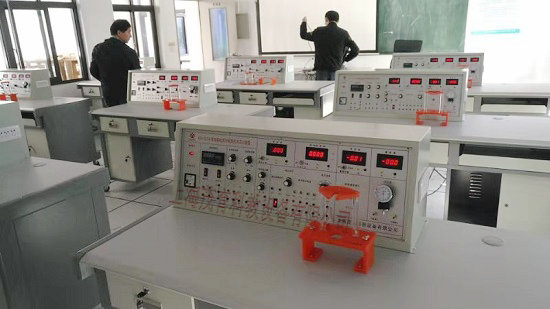 傳感器與測(cè)控技術(shù)