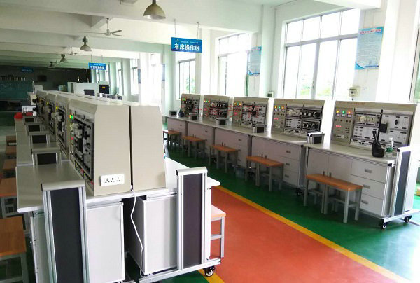 ����τ�(d��ng)PLC���܌�(sh��)