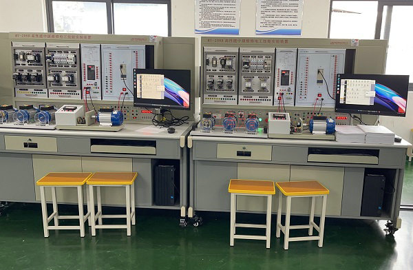 �������м��S���